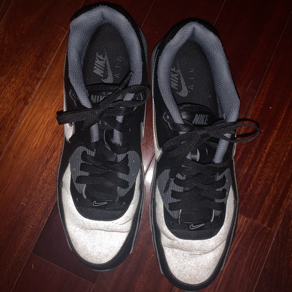 Nike Air Athletic Sneakers - Picture 6 of 6